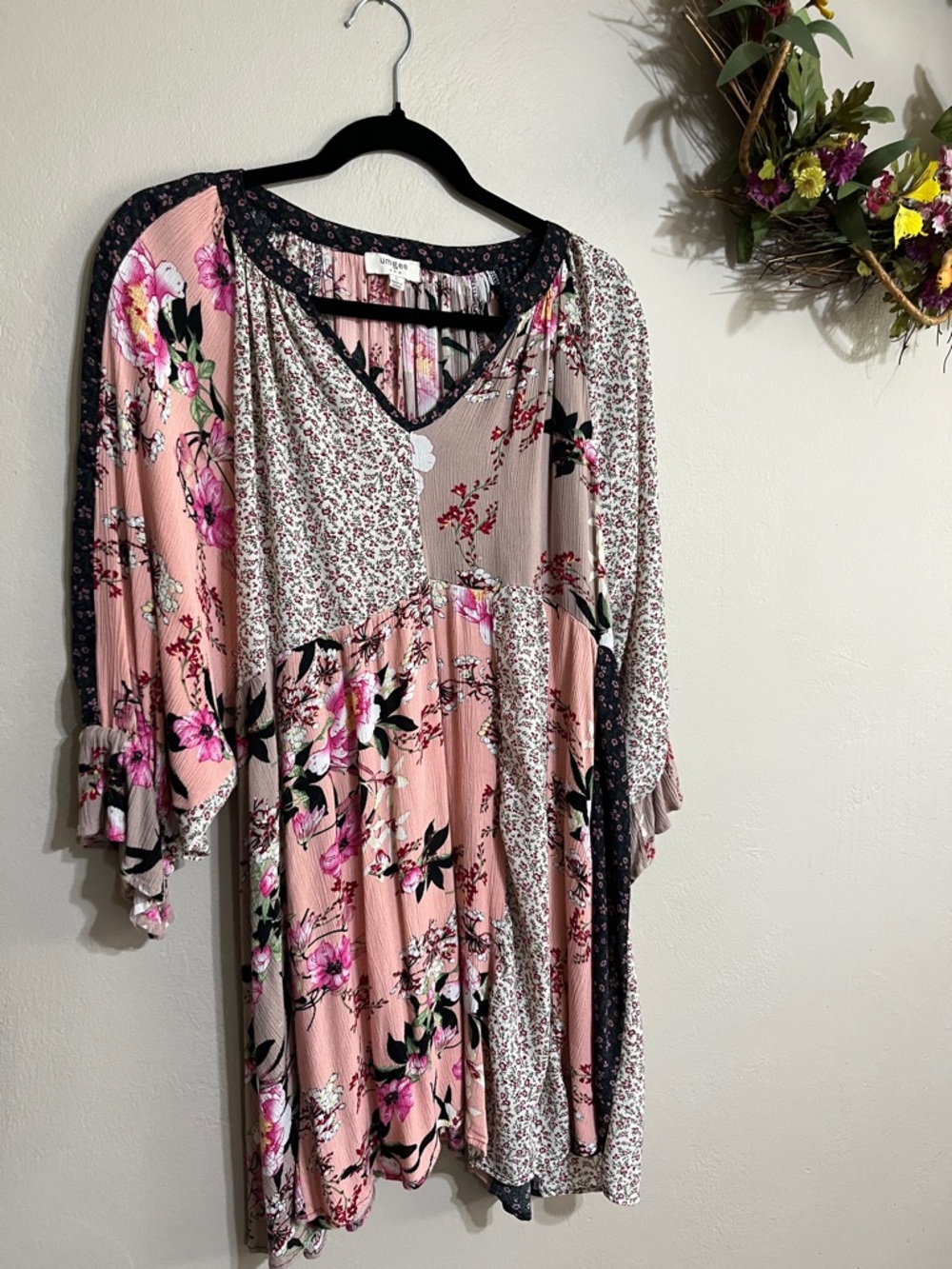 🌾Umgee Pink Patchwork Floral Tiered Long Sleeve Dress